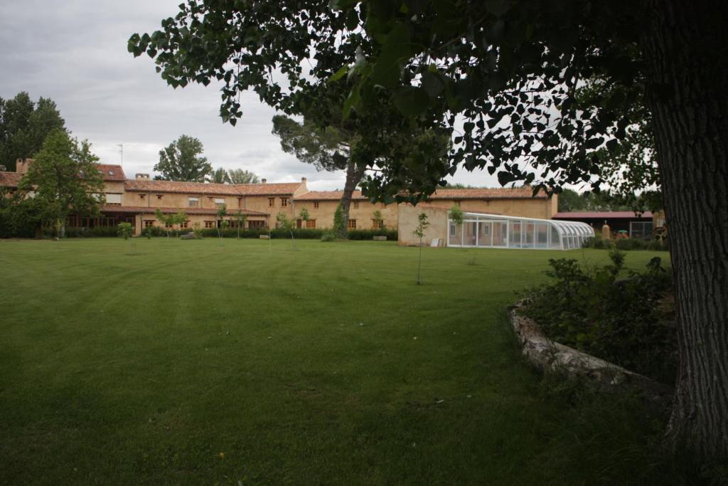 El Jardin De La Huerta Hotel Sahagun Bagian luar foto