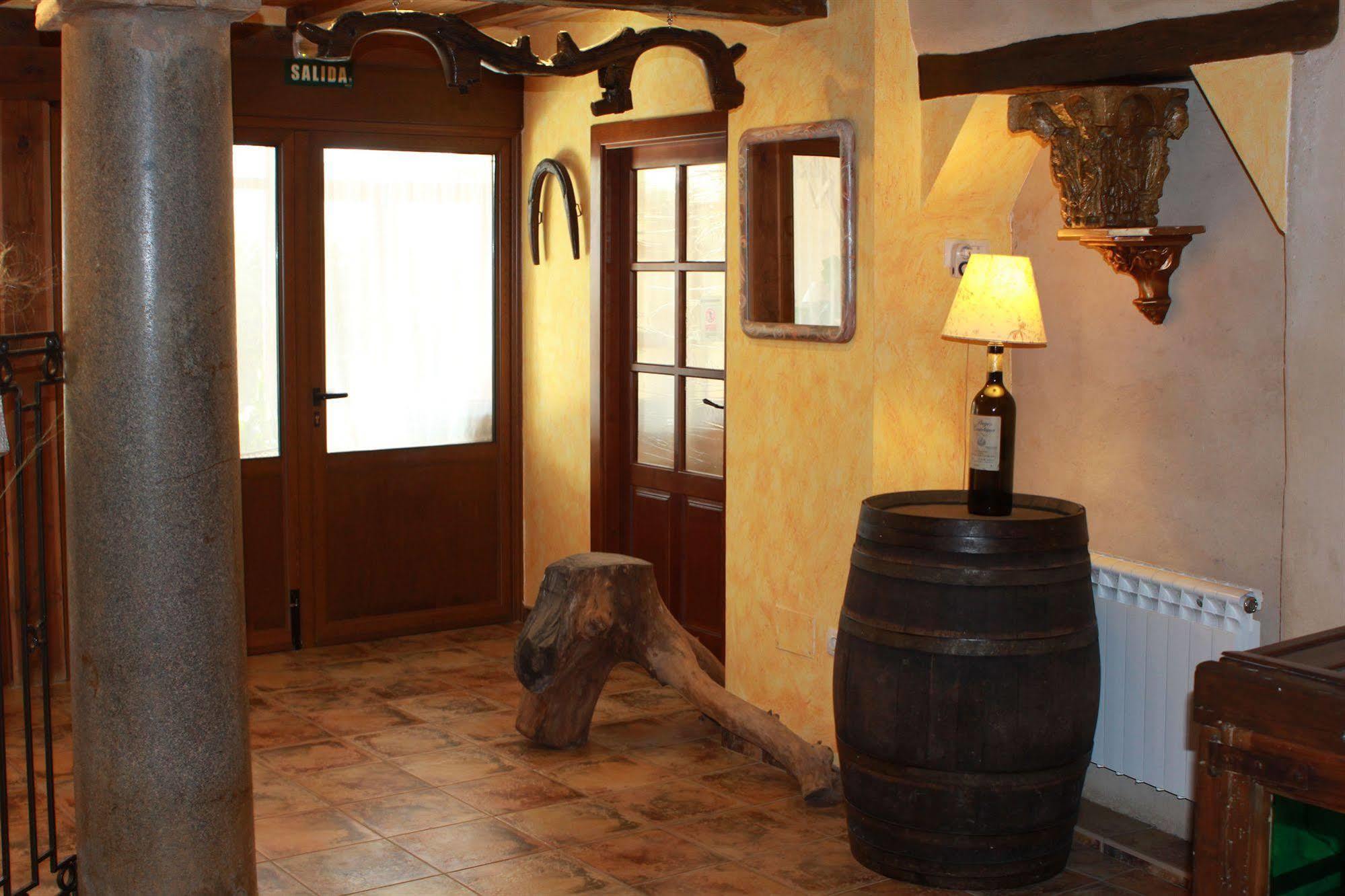 El Jardin De La Huerta Hotel Sahagun Bagian luar foto